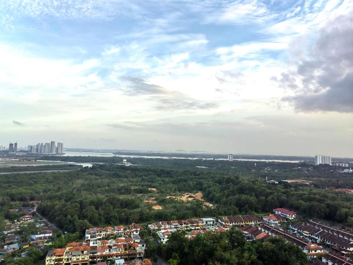 8scape Residences Batman VS Ironman@LSY HOME&LEISURE Johor Bahru Exterior foto